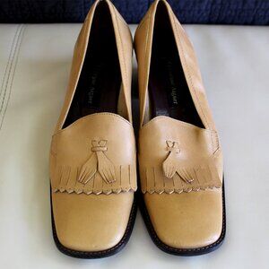Vintage Etienne Aigner Tan Leather Kiltie Tassel Loafers